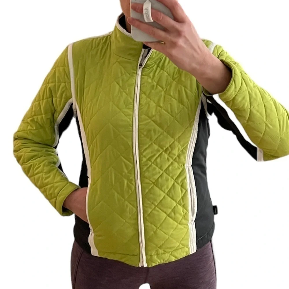 Obermeyer lime green white and black lightweight short insulated jacket size 4